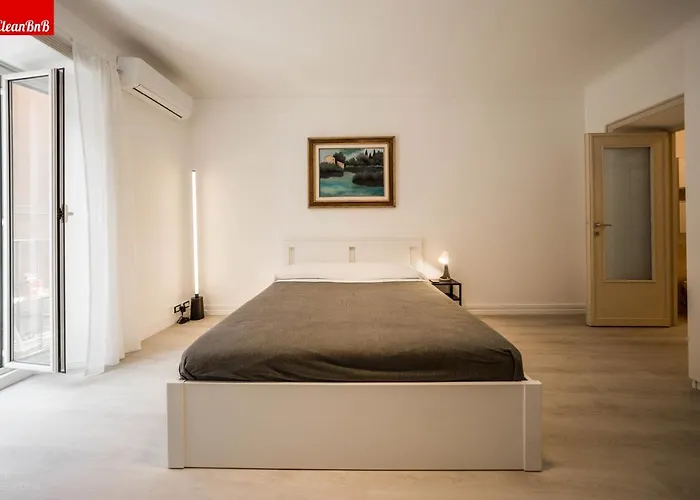 Guesthost - La Finestra Sui Palazzi Di Apartamento *